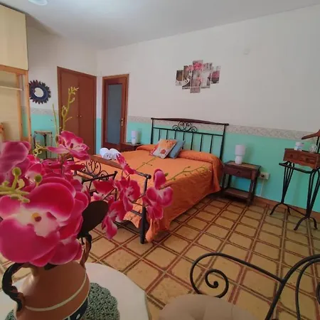 Couette-café Marietta 4*