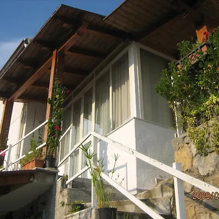 Marietta 4*